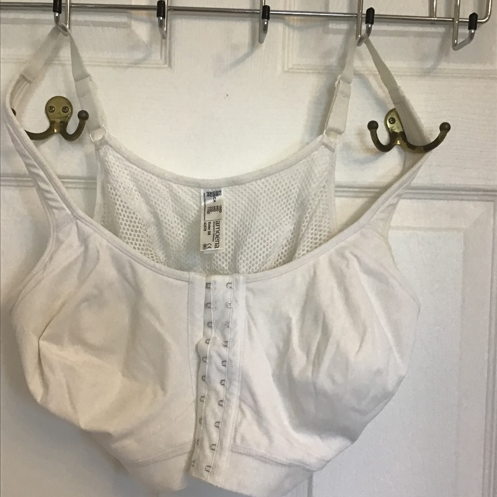 Amoena Post Surgical Bra 44D